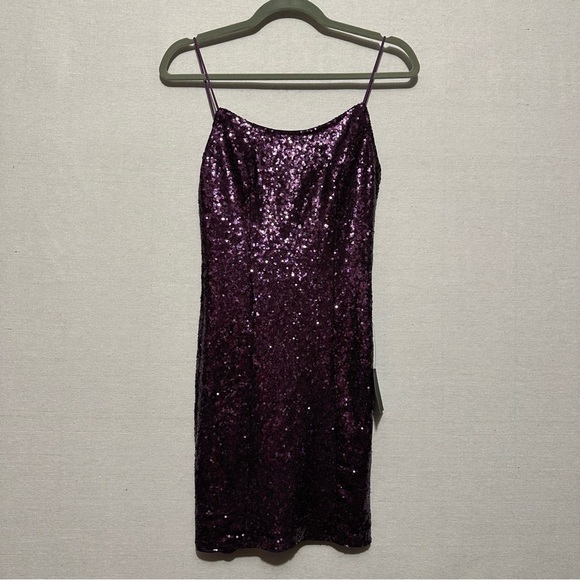 NWT Lulus Bring It Purple Sequin Bodycon Mini Dress - size small - Picture 3 of 6